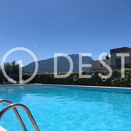 Waterfall & Pool Riva del Garda Dış mekan fotoğraf
