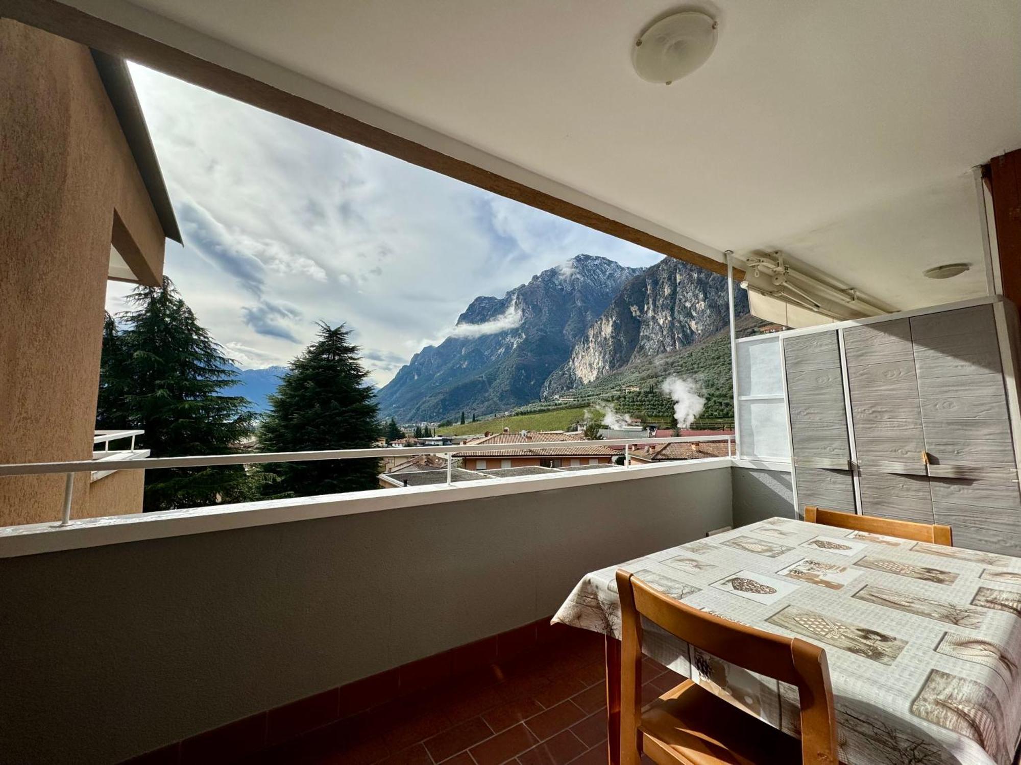 Waterfall & Pool Riva del Garda Dış mekan fotoğraf
