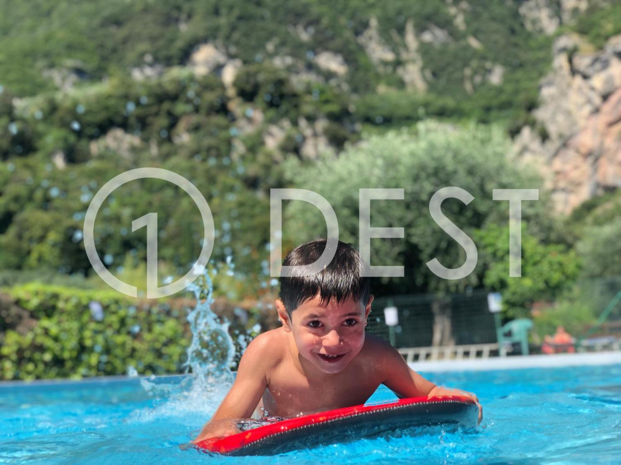 Waterfall & Pool Riva del Garda Dış mekan fotoğraf
